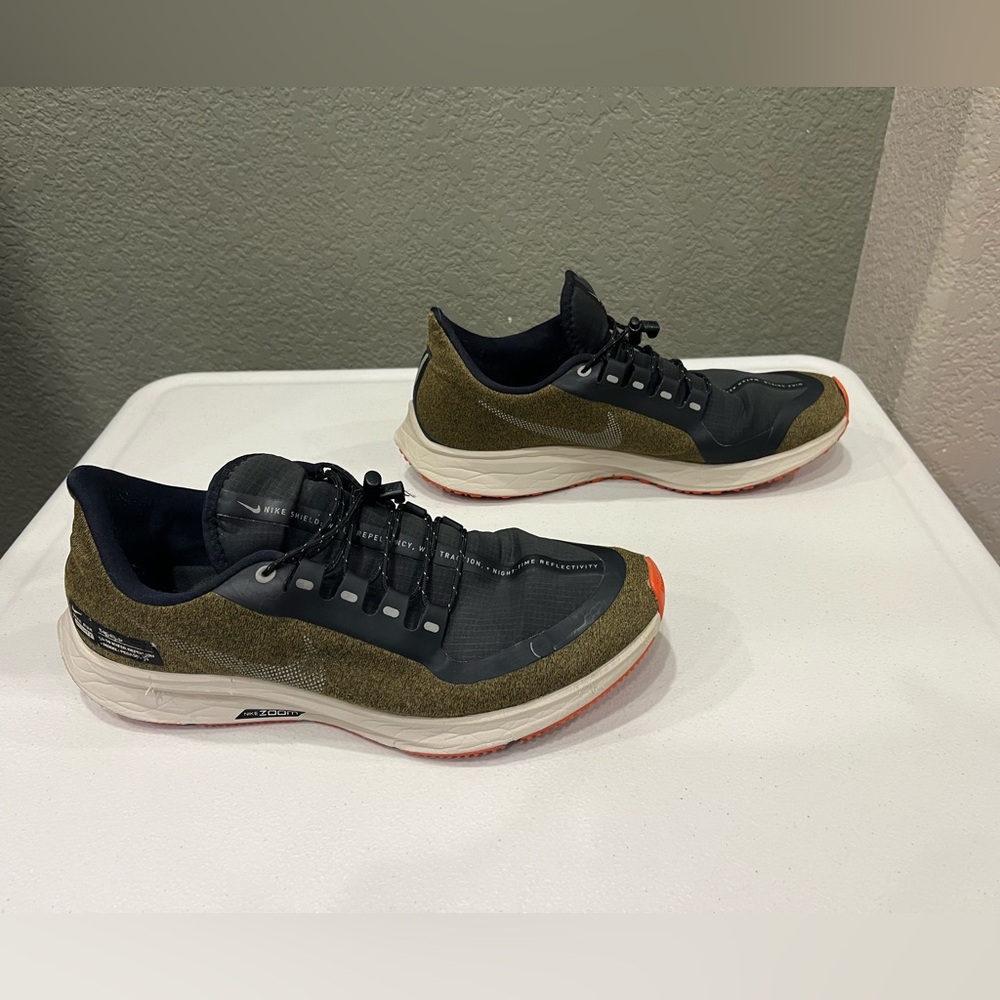 Nike Air Zoom Pegasus 35 Shield Olive Flak AA1643-300 Mens Size 9.5